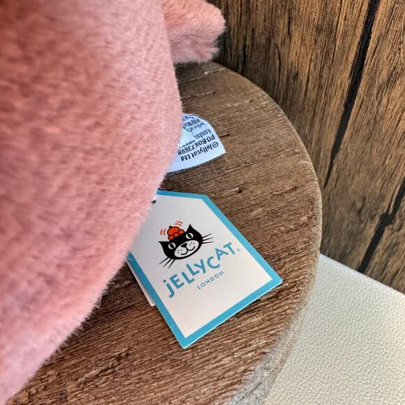 Jellycat Plum Robin FAST SHIP NEW Jellycat Bird - Picture 5 of 10